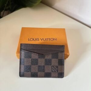 LOUIS VUITTON cardholder